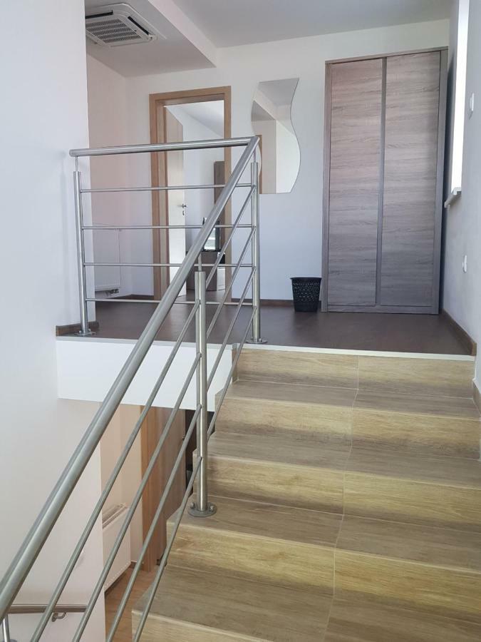 Vip Apartmany Zabnik Prievidza Exteriör bild