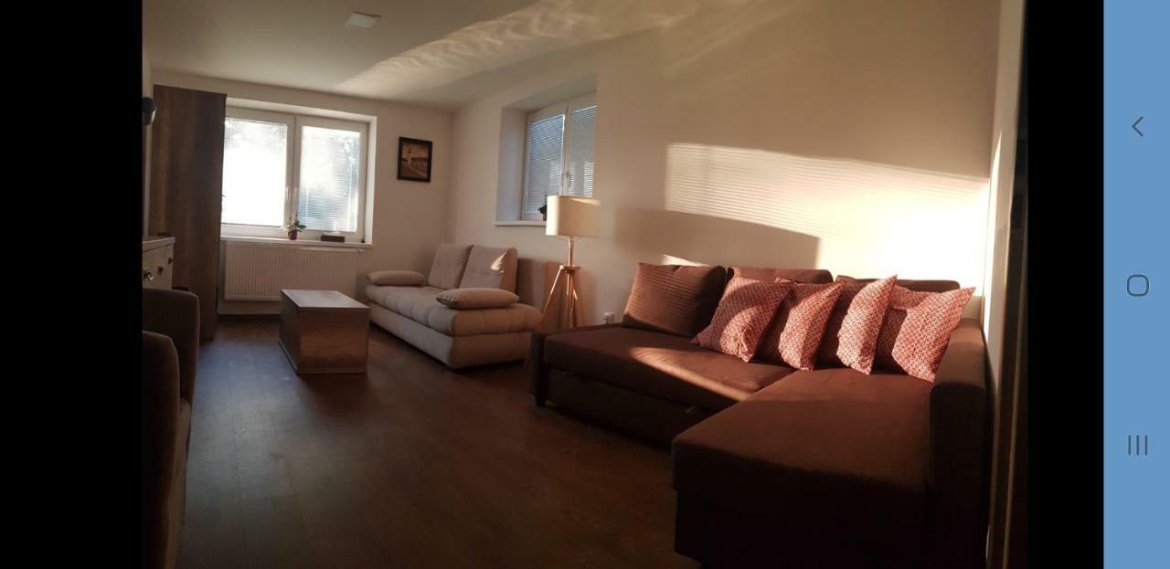 Vip Apartmany Zabnik Prievidza Exteriör bild
